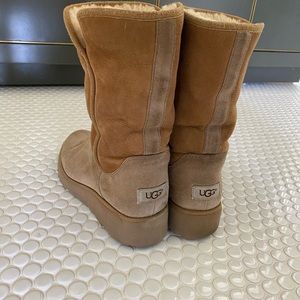 Aime Ugg Boot 7.5